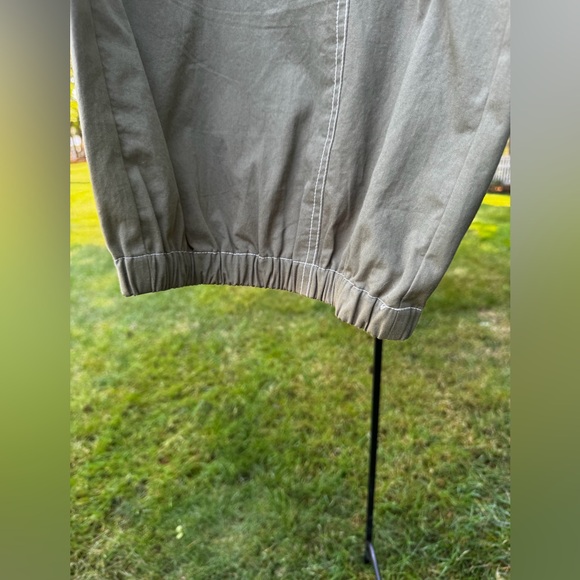 NWT Oddi Olive Green Joggers Pant Rope Drawstring White Stitching Big Pockets - Picture 5 of 6